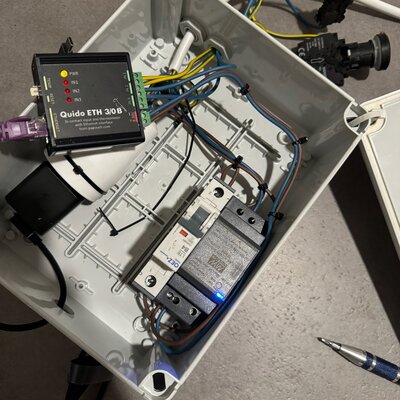 IoT dashboard s real-time daty ze senzorů
